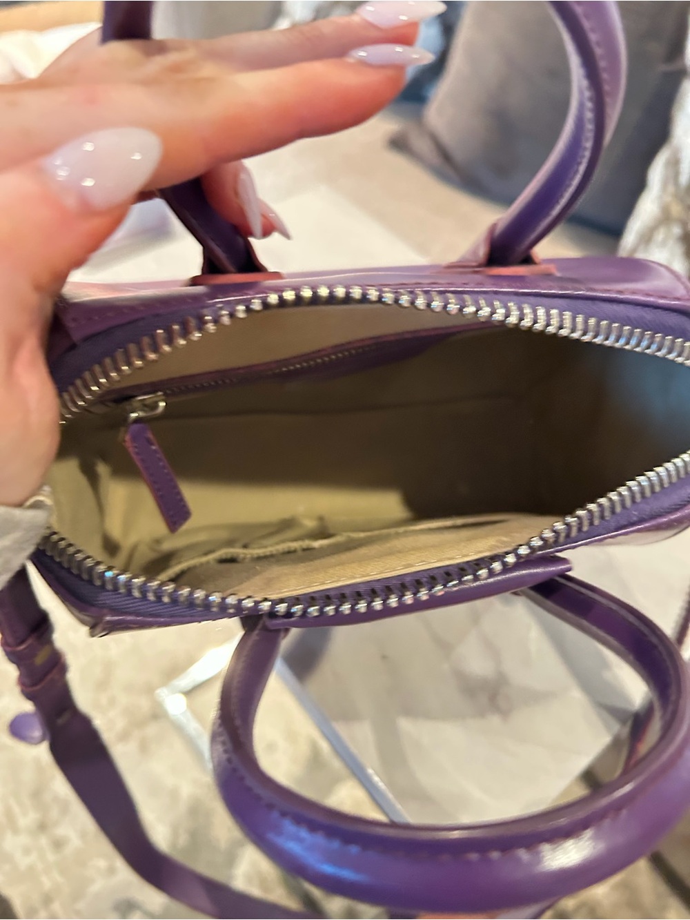 Givenchy Shiny Violet Leather Satchel - Picture 6 of 6